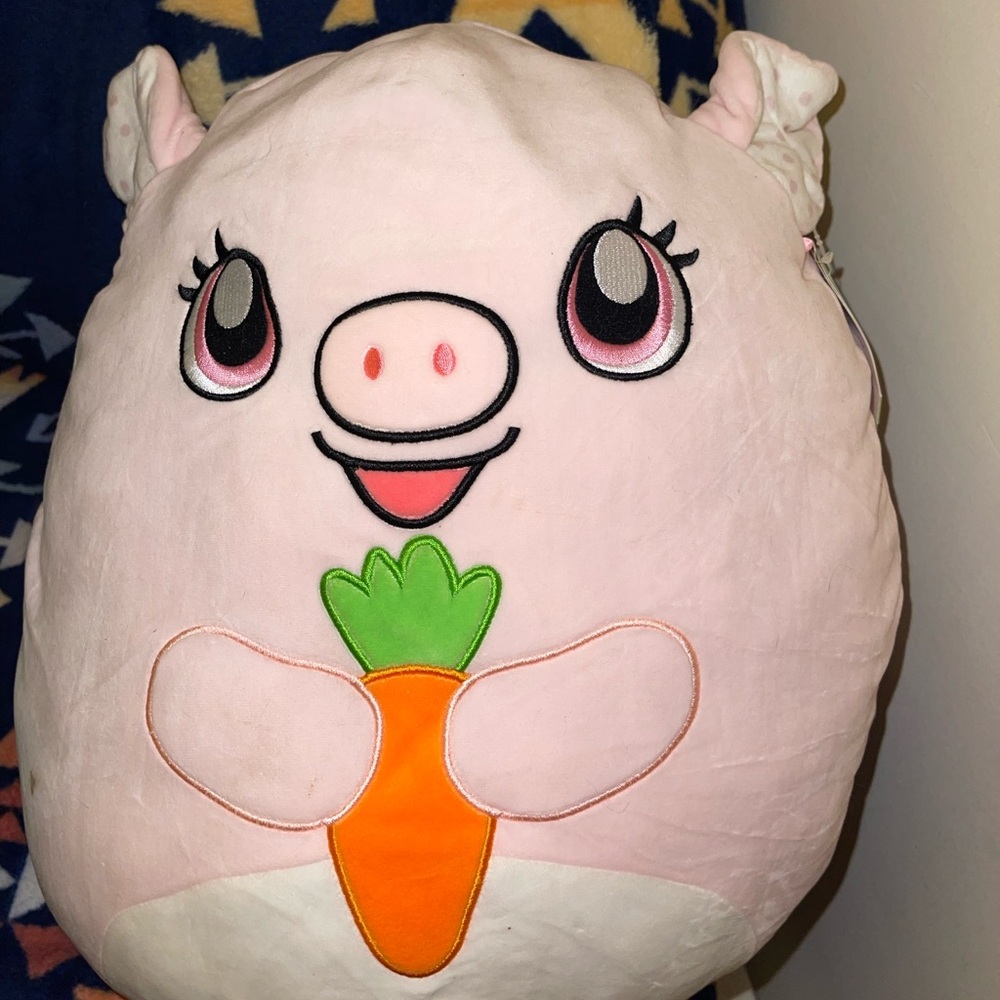 Hettie the Easter Pig Squishmallow  - Rare Canadian Release